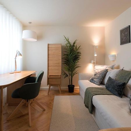 بورتو Emporium Deluxe 3Br Apartment W/ Private Parking By Lovelystay المظهر الخارجي الصورة
