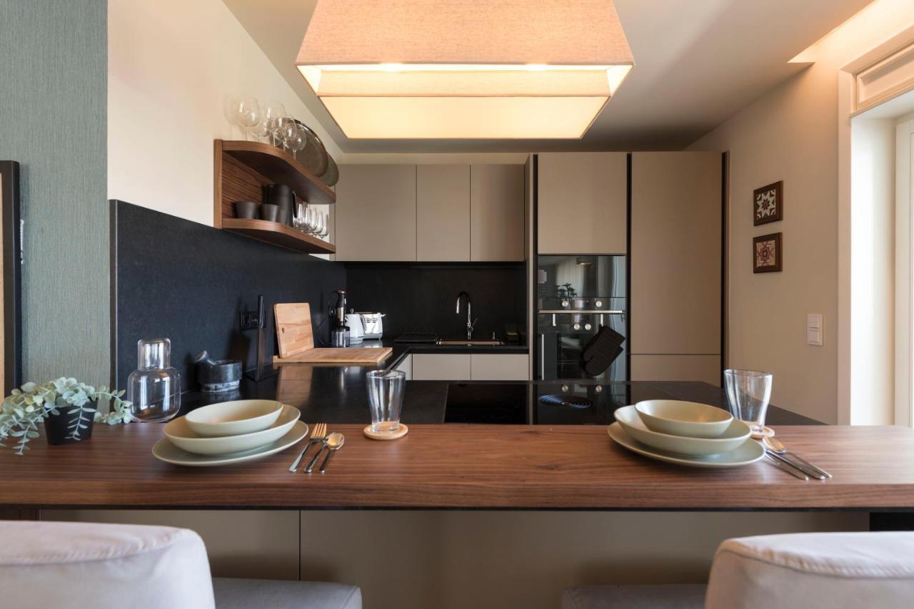 بورتو Emporium Deluxe 3Br Apartment W/ Private Parking By Lovelystay المظهر الخارجي الصورة