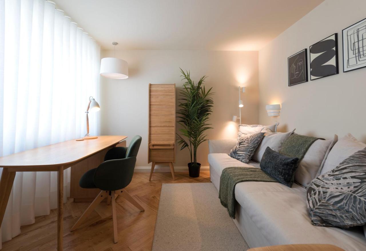 بورتو Emporium Deluxe 3Br Apartment W/ Private Parking By Lovelystay المظهر الخارجي الصورة