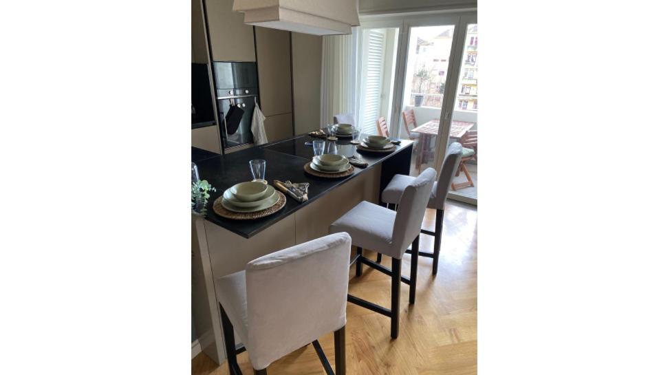 بورتو Emporium Deluxe 3Br Apartment W/ Private Parking By Lovelystay المظهر الخارجي الصورة